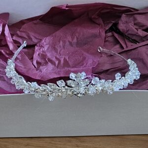 Elegant Crystal Floral Headband